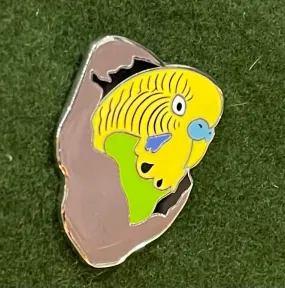 Bush Bling Pin - Budgie in Hollow