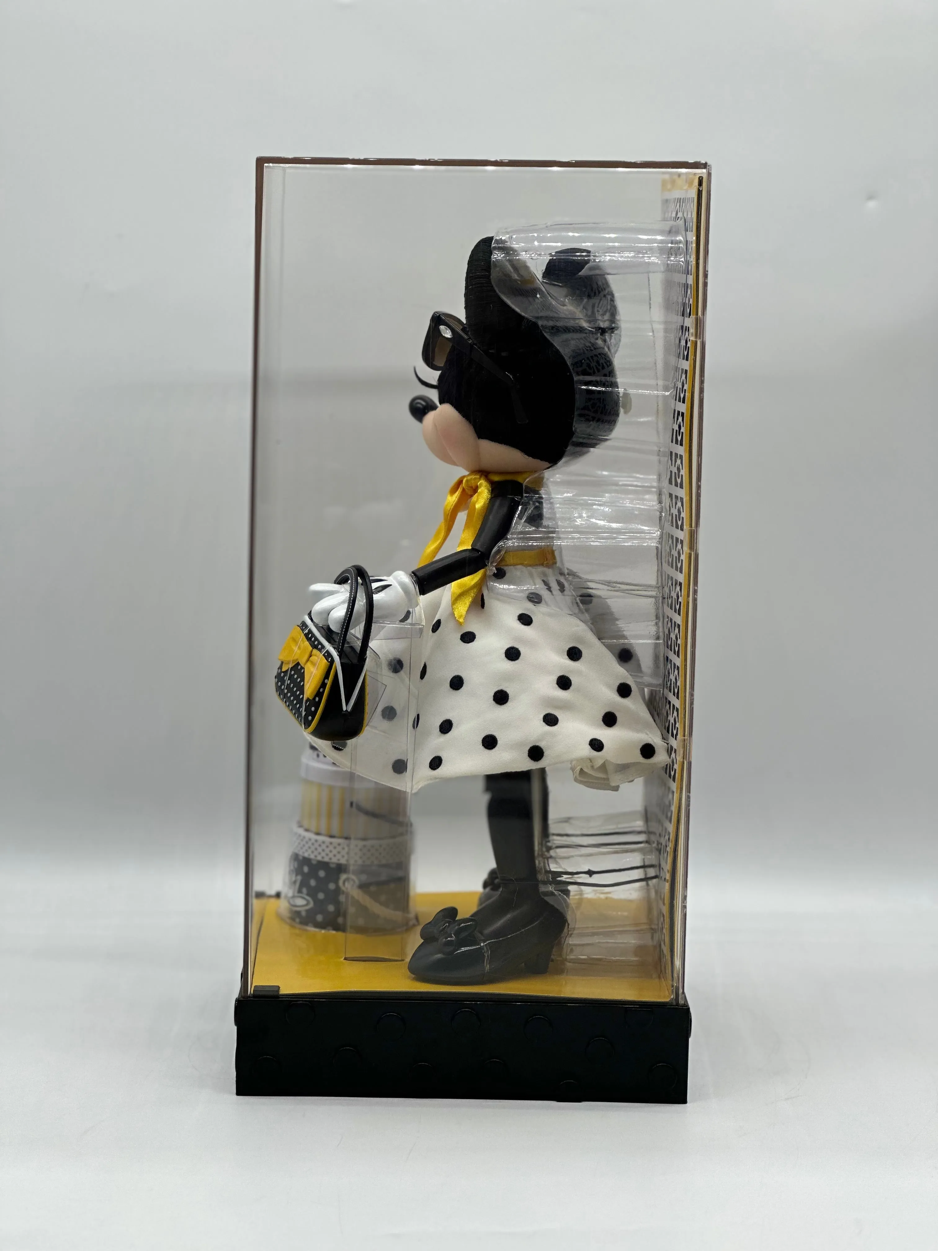 Minnie Mouse Signature Limited Edition Doll Set