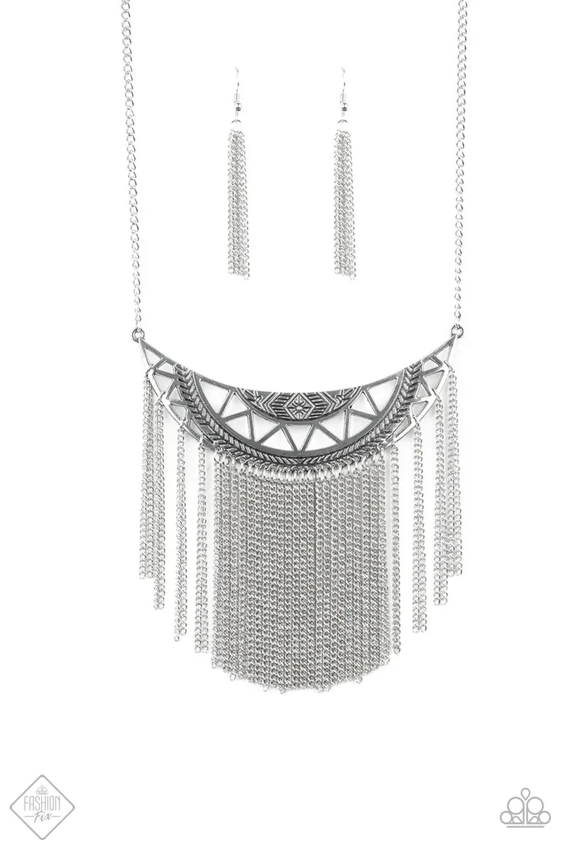 Paparazzi Accessories  - Empress Excursion #N715 Peg - Silver Necklace