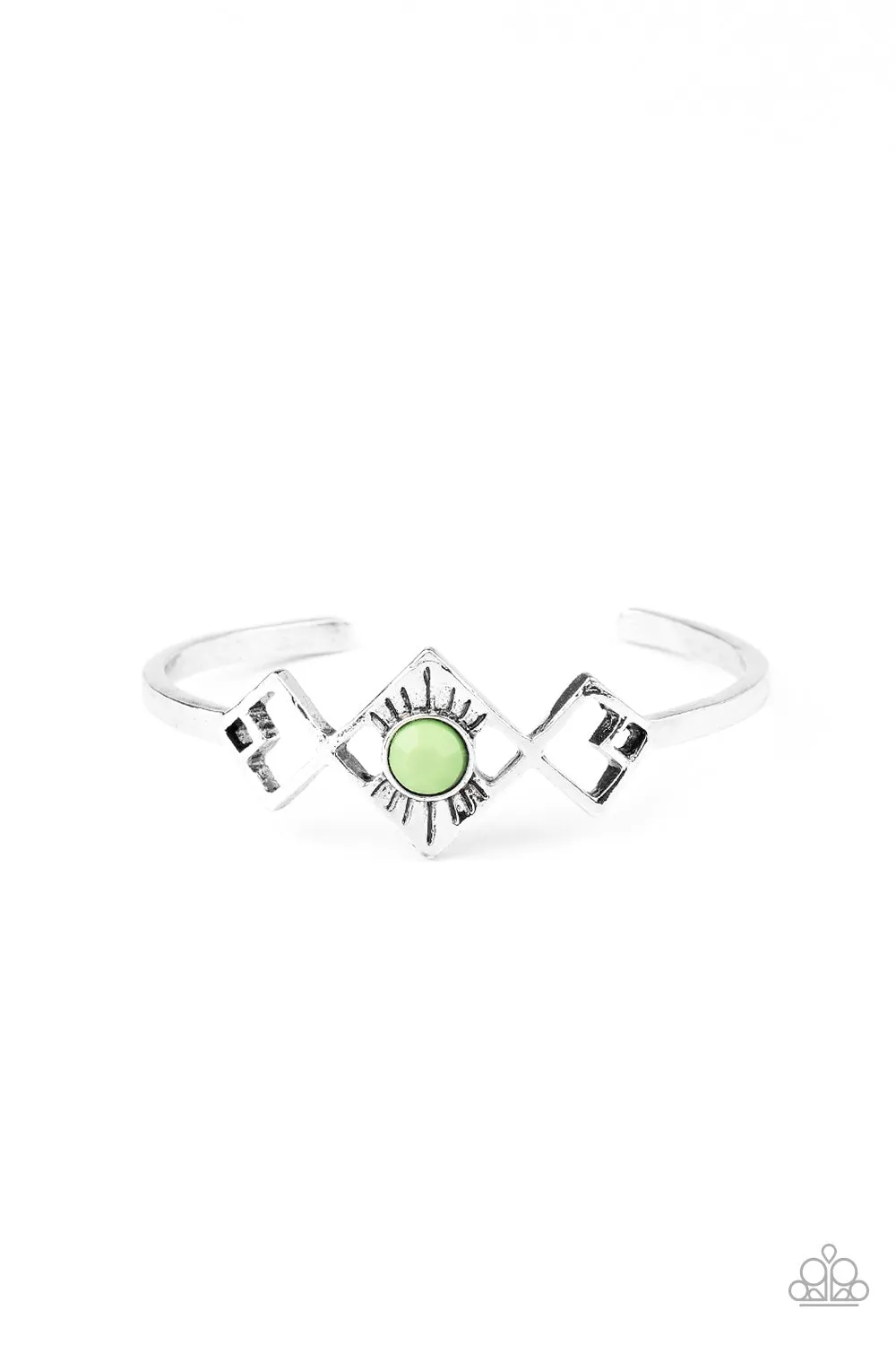 Paparazzi Bracelet ~ Dainty Deco - Green