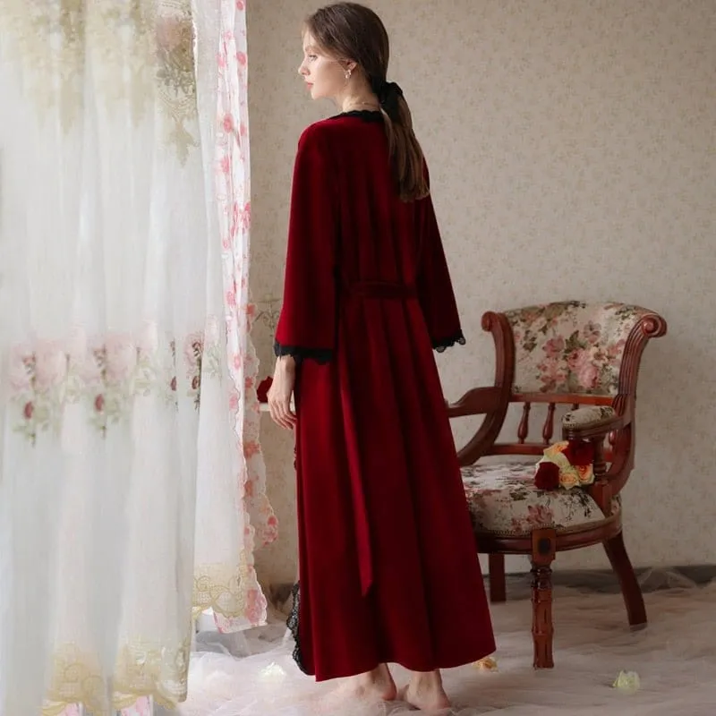 Royal Red Robe, Velour